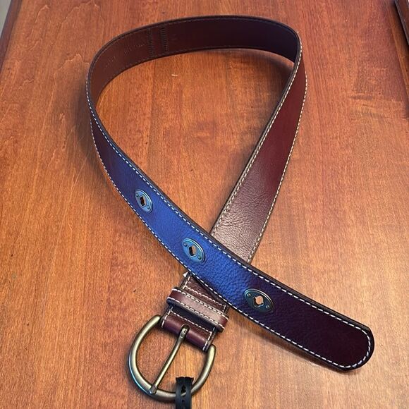 NEW. Fossil Key Grommets Brown Leather Belt - M - Picture 5 of 8